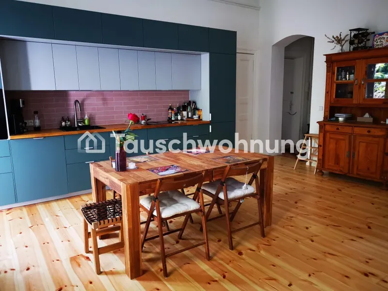 Tauschwohnung: Helle 4-Zimmer-Wohnung Altbau mit Balkon in Friedrichshain — photo 1